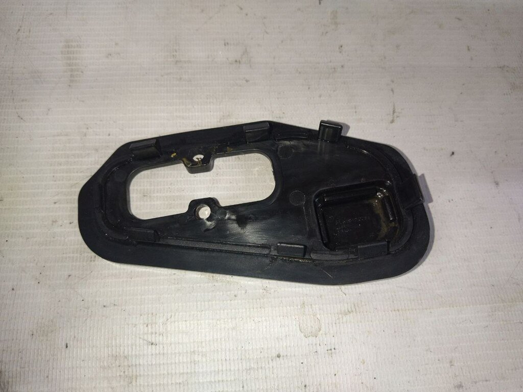 накладка салона б/у - 1